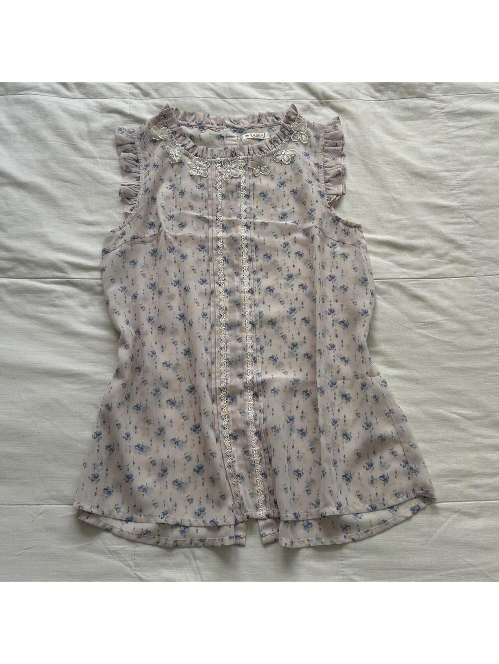 Axes Femme Lavender Semi Sheer Floral Blouse Lace Applique Ruffle M Japan